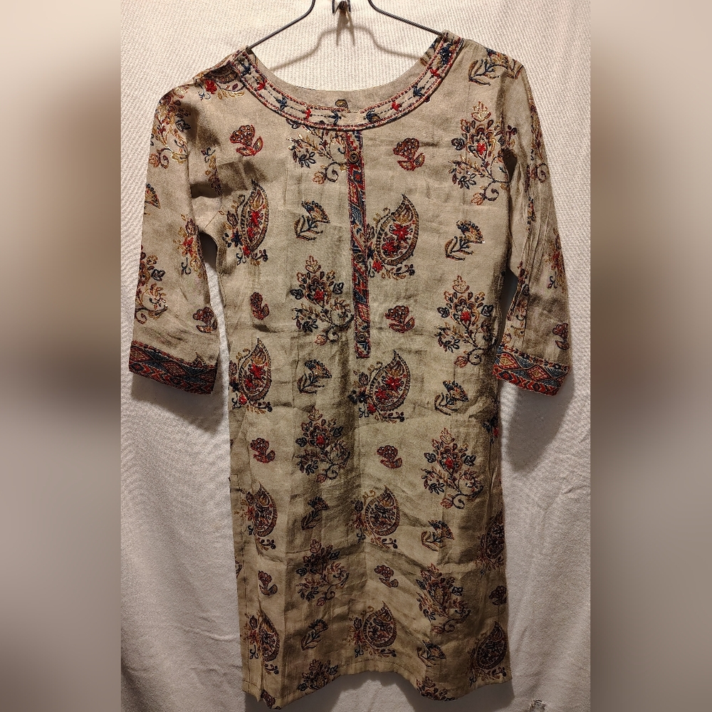 Handmade Women's Kurti Hand Painted And Stitched Light Weight Tunic Size S/36